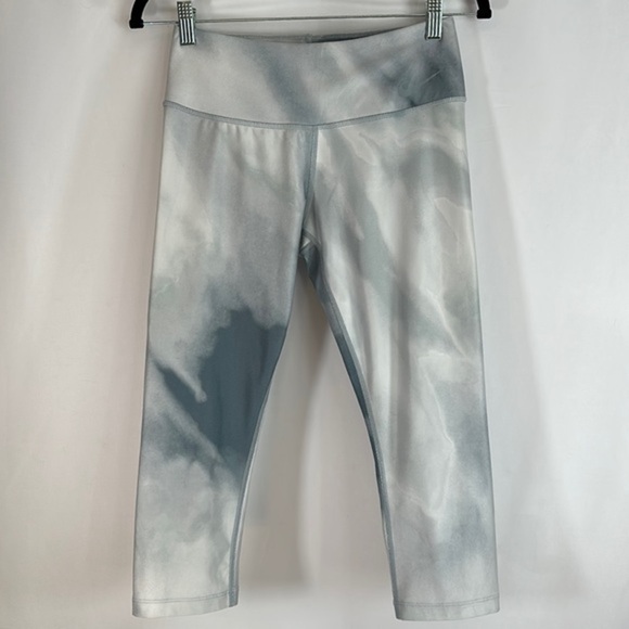 Nike Golf Tour Performance Grey & White Cropped Leggings - Picture 1 of 8